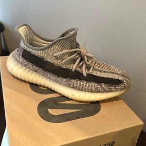 Yeezy Boost 350 V2 size 7 1/2 Men’s